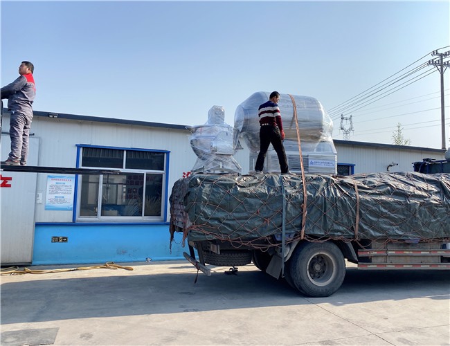 300L电加热搅拌锅，800L变频水冷泵真空滚揉机，发货江苏