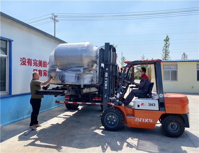 600L变频水冷泵真空滚揉机发往武汉